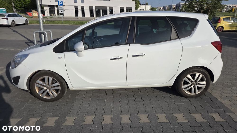 Opel Meriva 1.7 CDTI Cosmo - 4