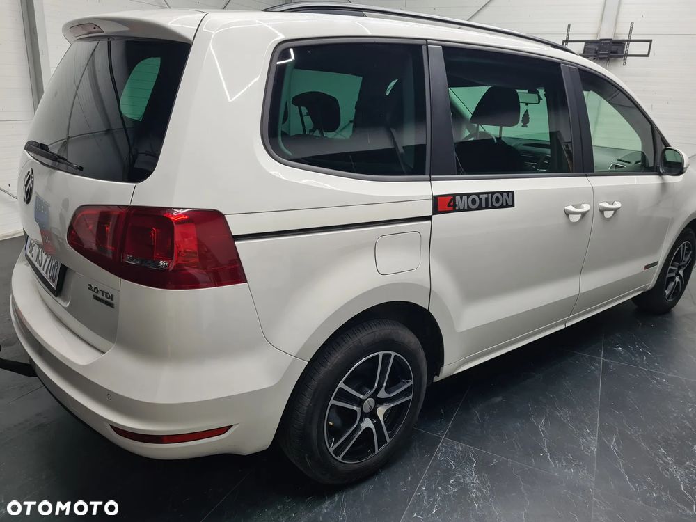 Volkswagen Sharan 2.0 TDI 4MOTION Blue Motion Style - 4