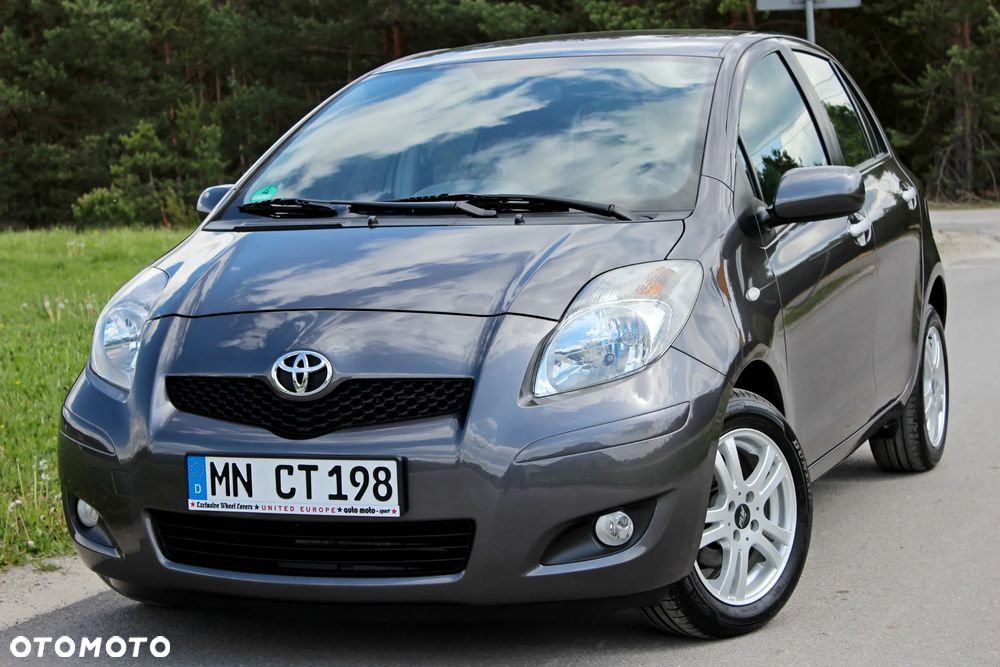 Toyota Yaris 1.33 VVT-i Executive - 11