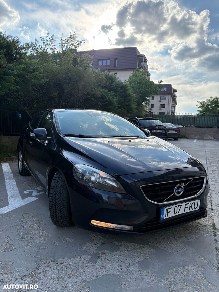 Volvo V40 D2 Basic - 2