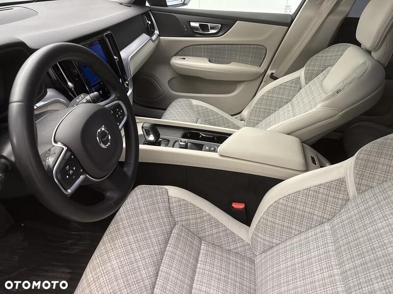 Volvo V60 - 11