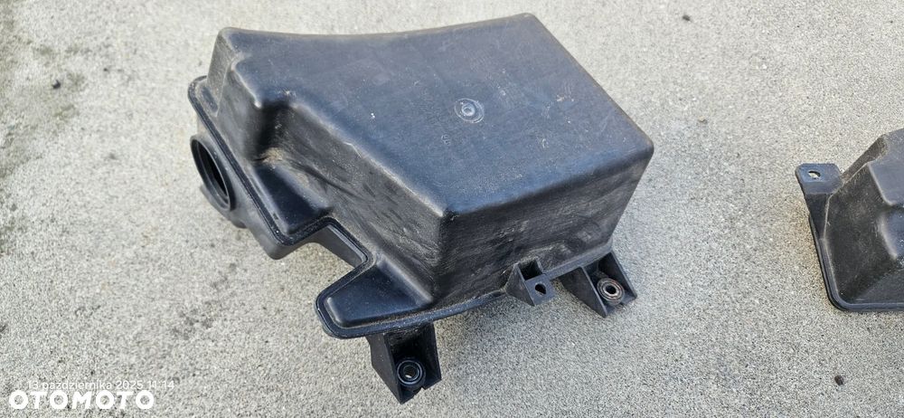 Rezonator powietrza Chevrolet Epica 2,5 2007r 96328787 - 1