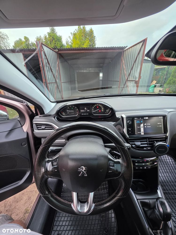 Peugeot 208 1.2 PureTech Active - 15