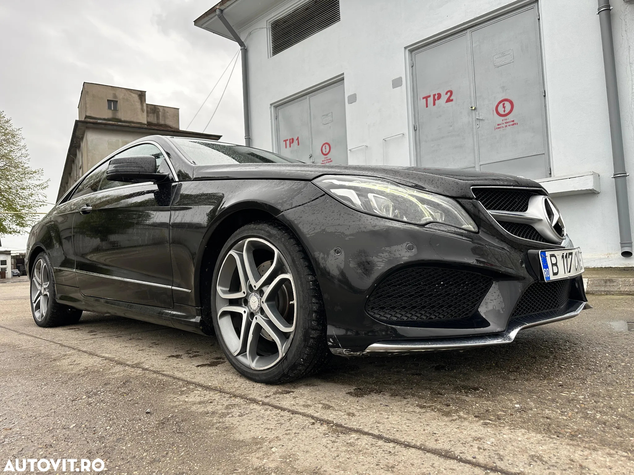 Mercedes-Benz E - 13