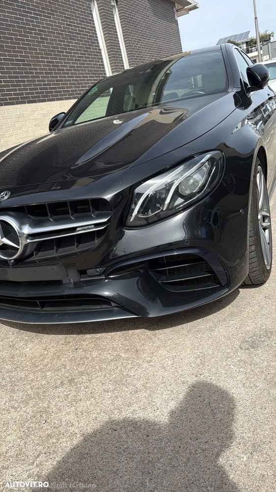 Mercedes-Benz E 63 AMG S 4MATIC Aut. - 3