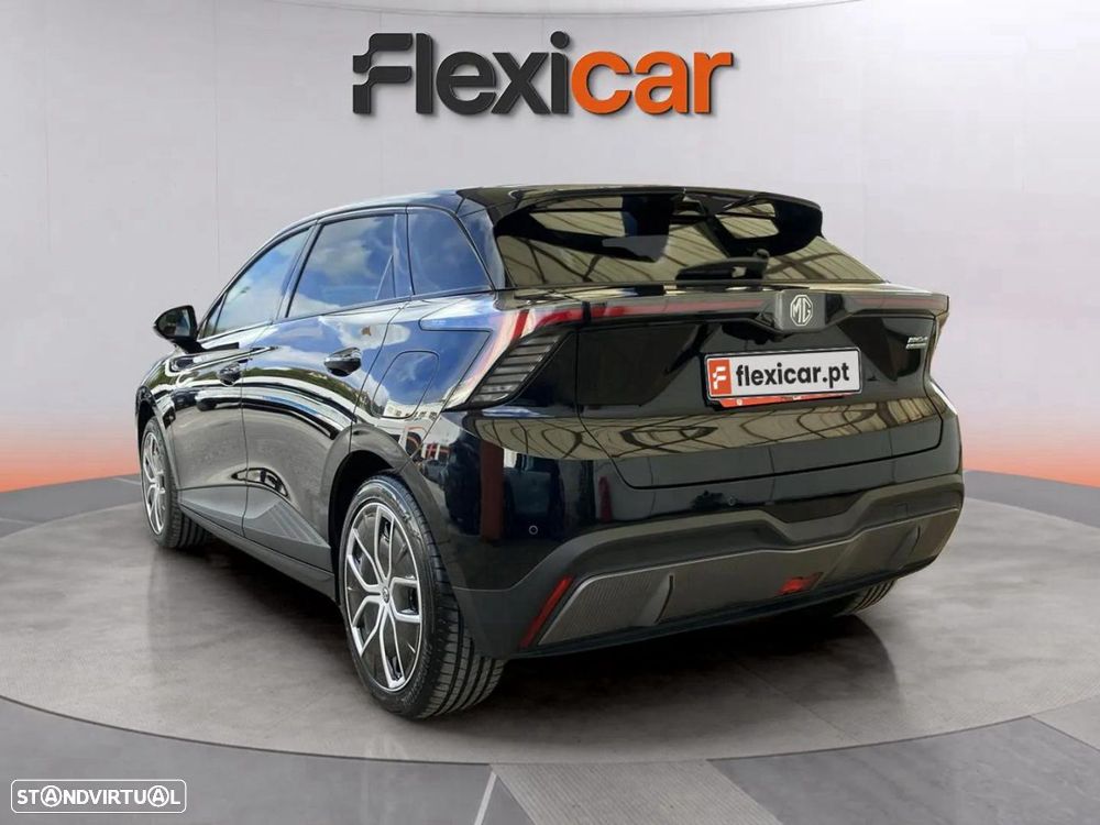 MG MG4 64 kWh Luxury - 7
