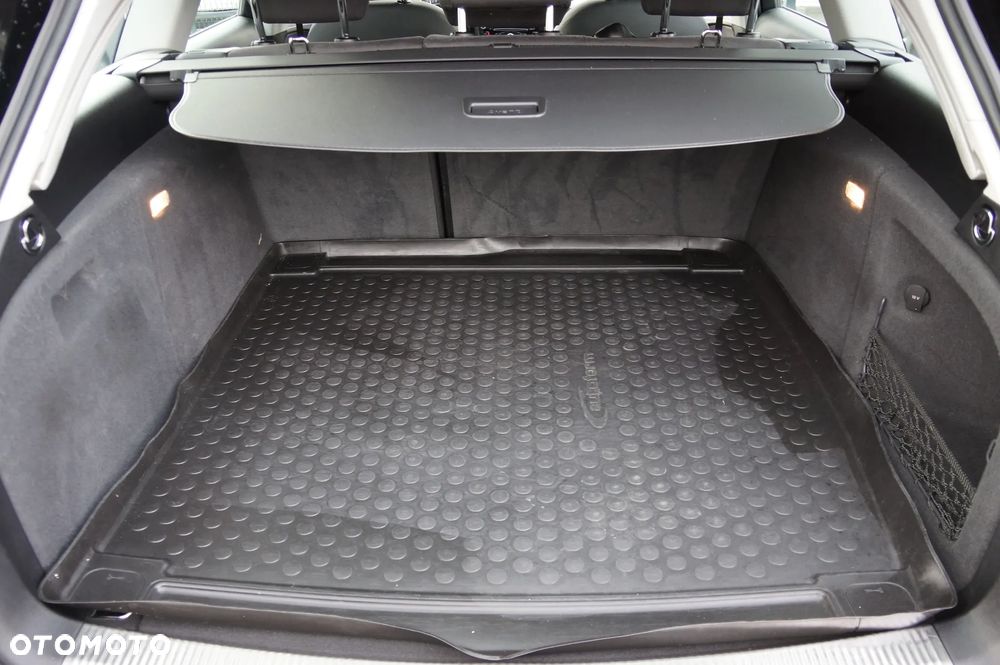 Audi A4 Avant 2.0 TDI clean diesel Quattro - 27