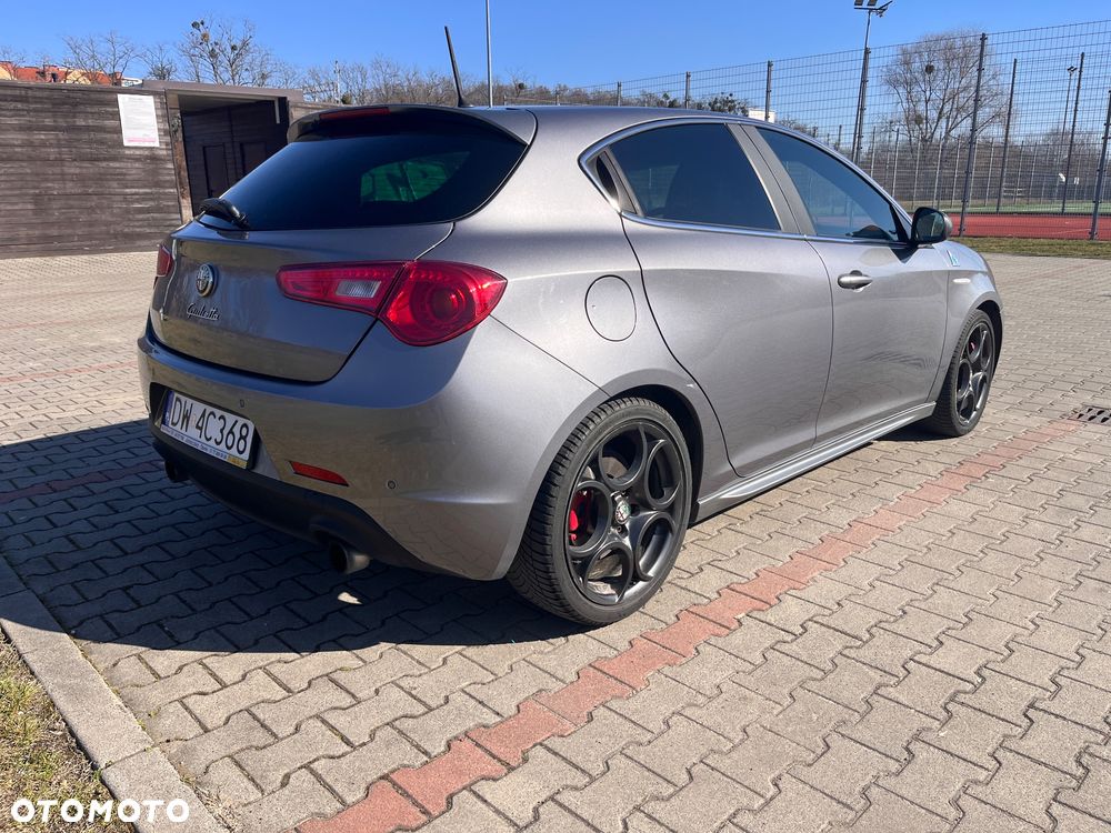 Alfa Romeo Giulietta 1750 TBi QV TCT - 8