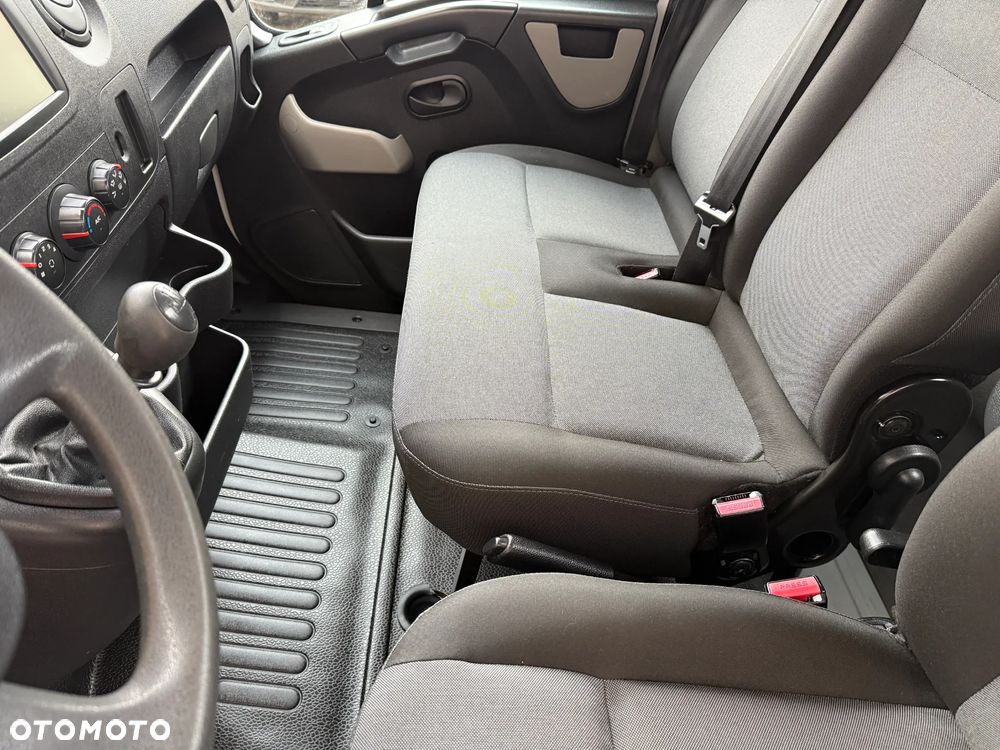 Renault Master Skrzyniowy - 16