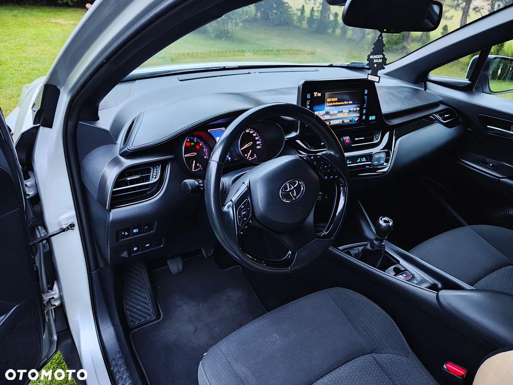 Toyota C-HR 1.2 T Premium - 8
