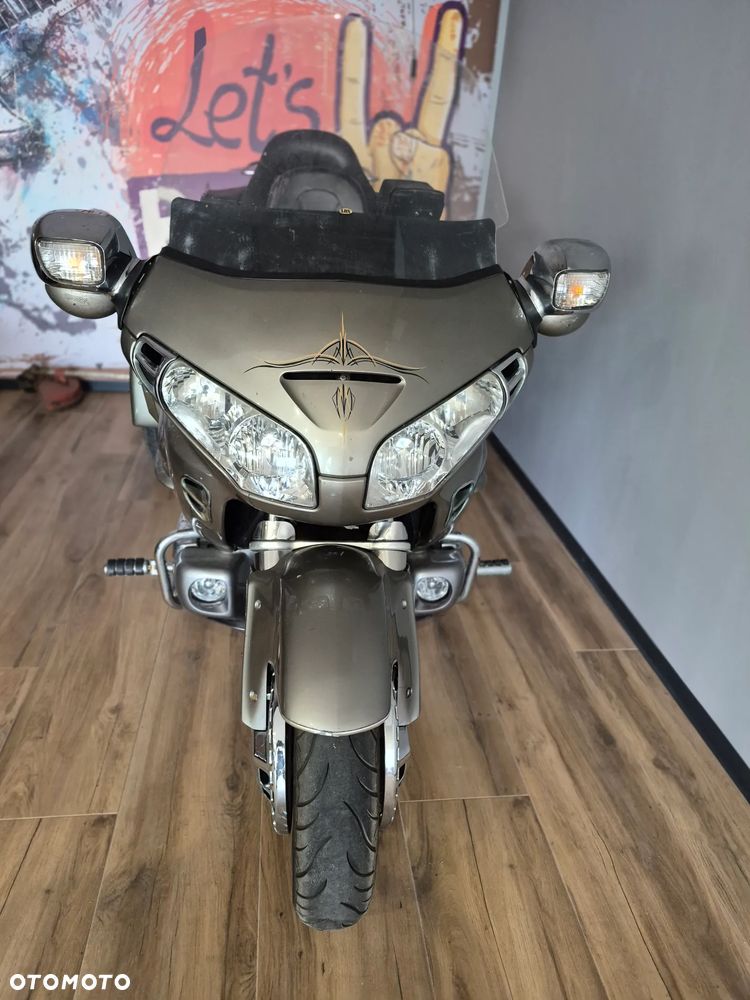 Honda GL - 5