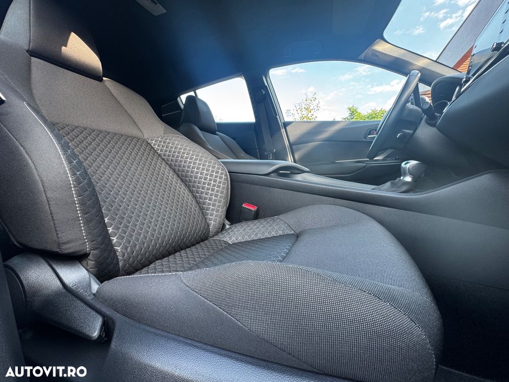 Toyota C-HR 2.0 Hybrid Style Selection - 31