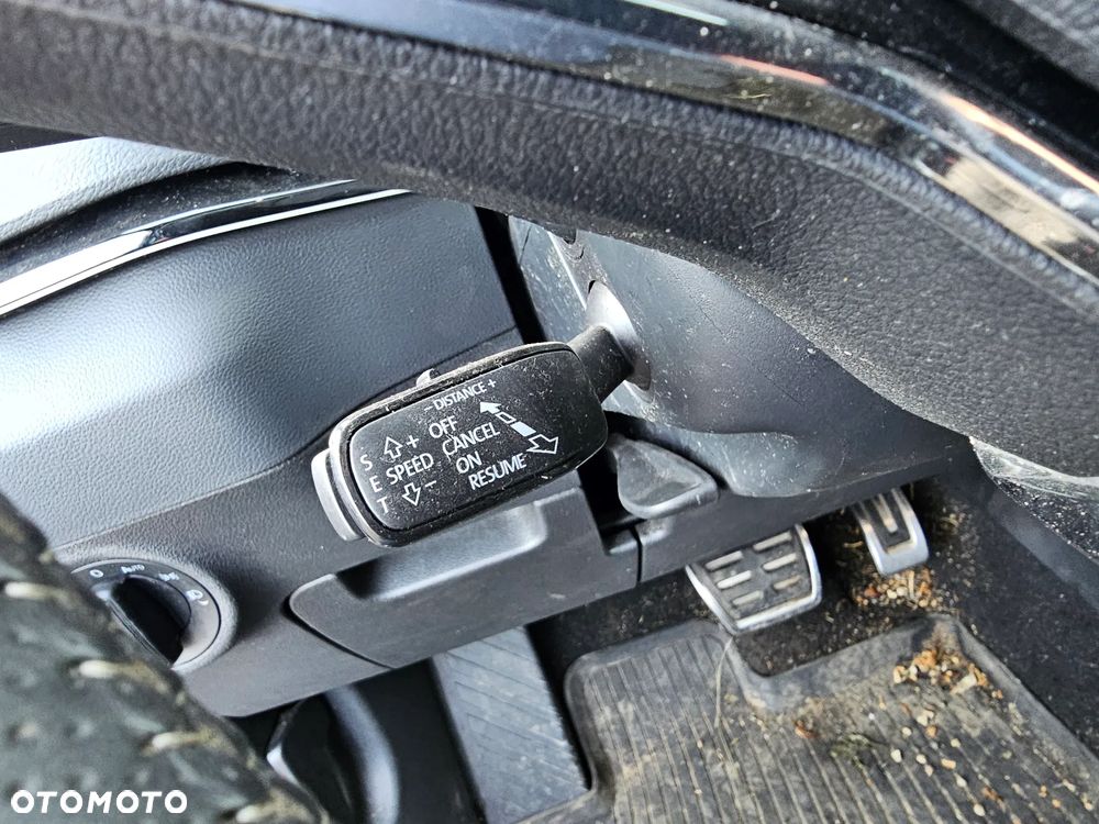 Skoda Karoq 2.0 TDI SCR 4x4 DSG Sportline - 22