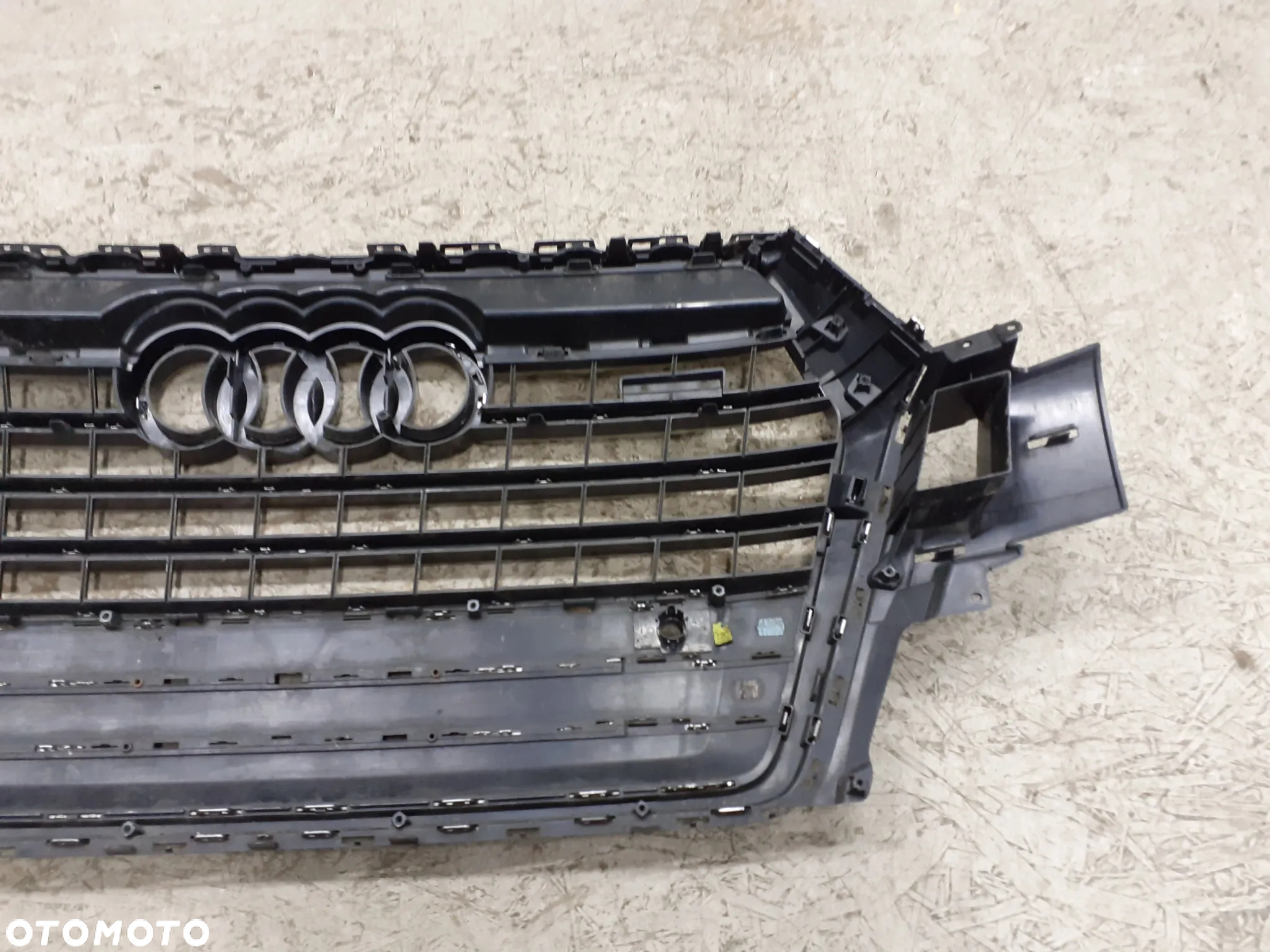 GRILL ATRAPA AUDI Q7 4M0 2015-> 4M0853651F - 6