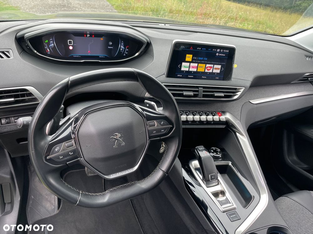 Peugeot 3008 1.5 BlueHDi Allure S&S EAT8 - 11