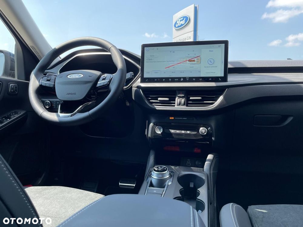Ford Kuga - 36