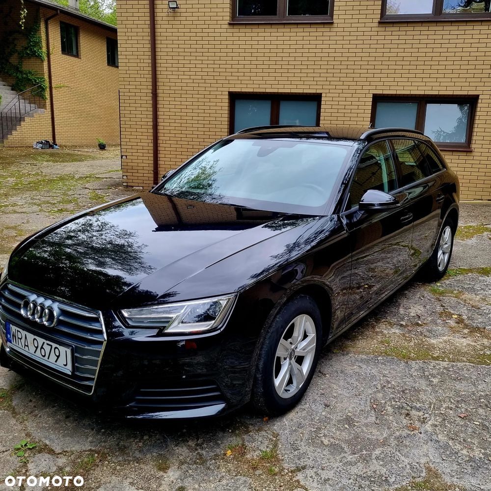 Audi A4 - 1