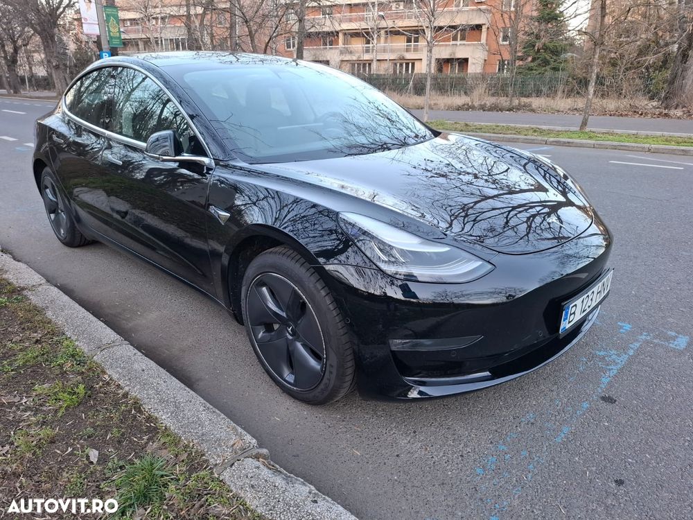 Tesla Model 3 Standard Reichweite Plus Hinterradantrieb - 1