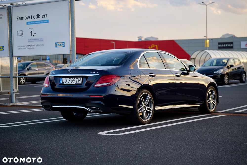 Mercedes-Benz Klasa E 220 d 4-Matic 9G-TRONIC - 8