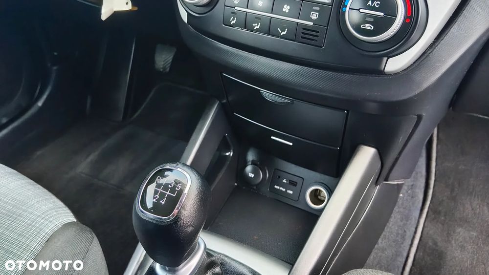 Kia ProCeed 1.4 CVVT Dream-Team Edition - 26