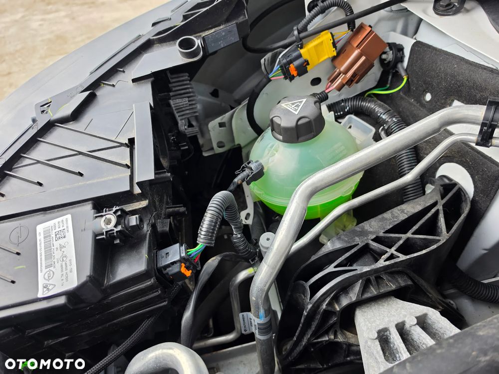 Opel Grandland 1.2 DI Automatik Elegance - 29