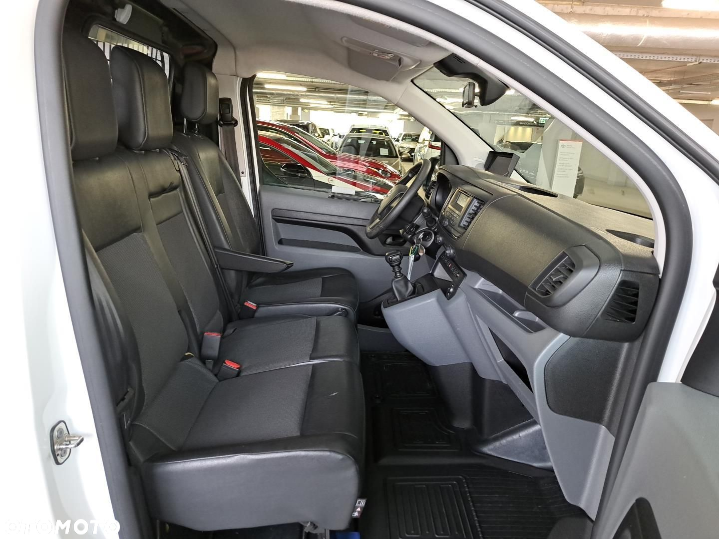 Toyota PROACE - 16