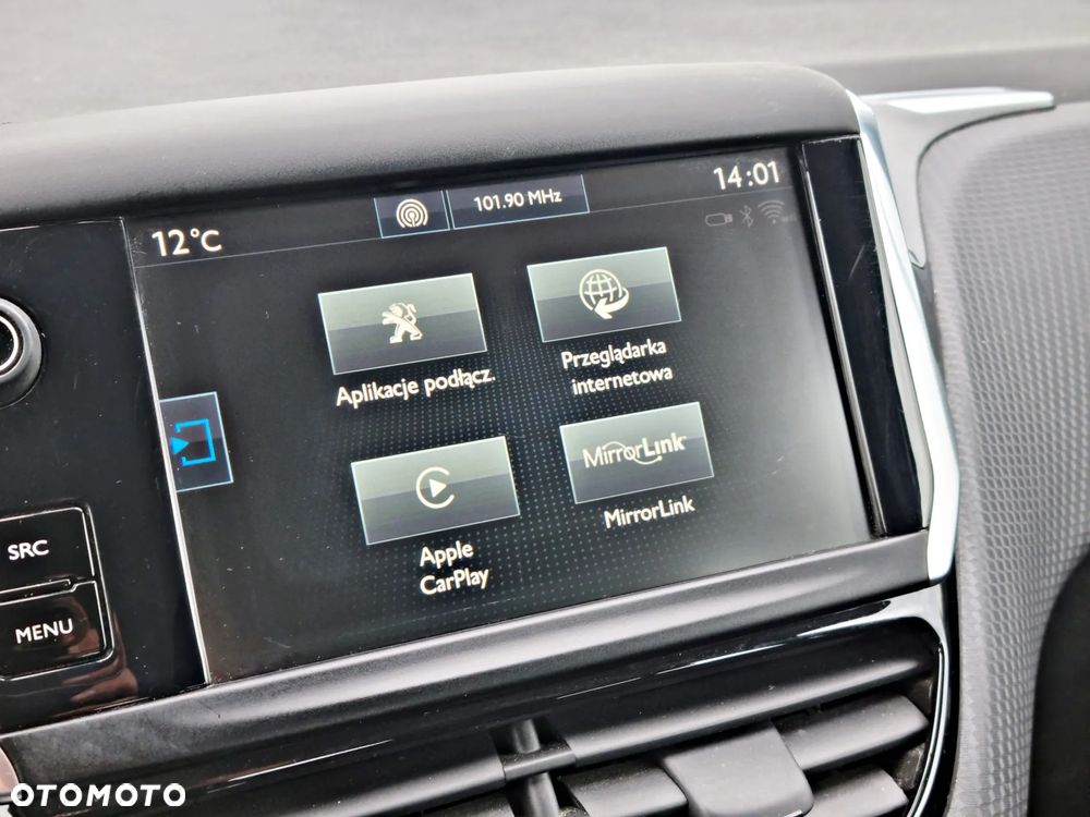 Peugeot 208 PureTech 82 Start & Stop Allure - 21