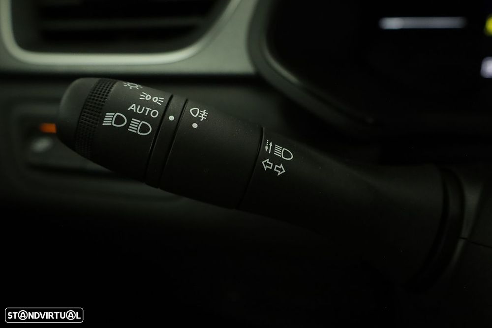 Renault Captur 1.0 TCe Techno Bi-Fuel - 16