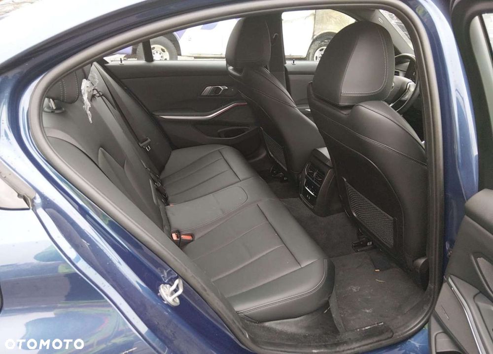 BMW Seria 3 - 11