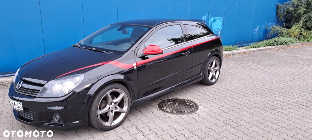 Opel Astra III GTC 1.6 Sport - 3