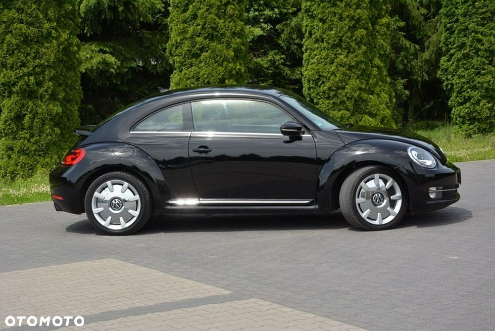Volkswagen New Beetle - 4