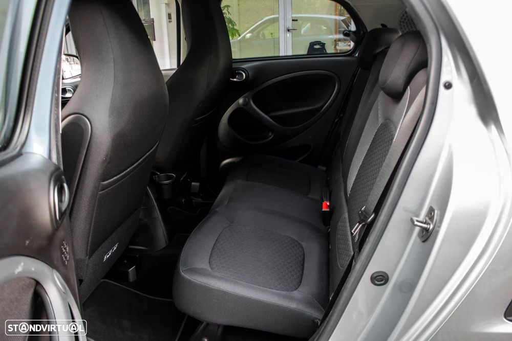 Smart ForFour EQ pulse - 28