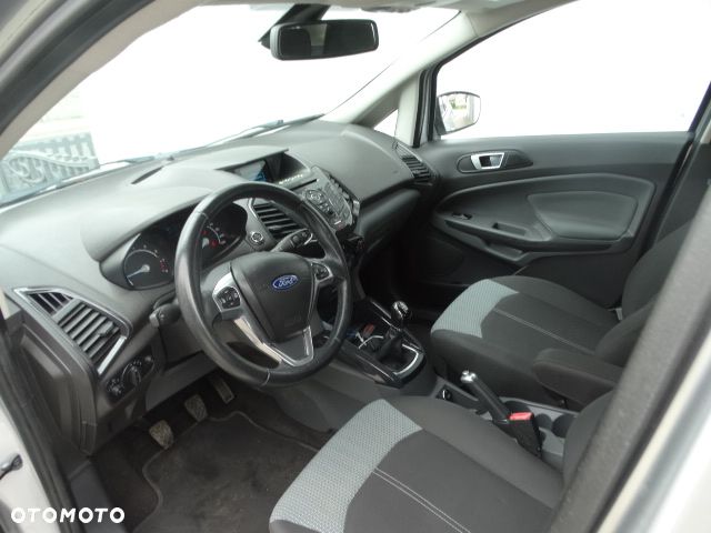 Ford EcoSport - 10