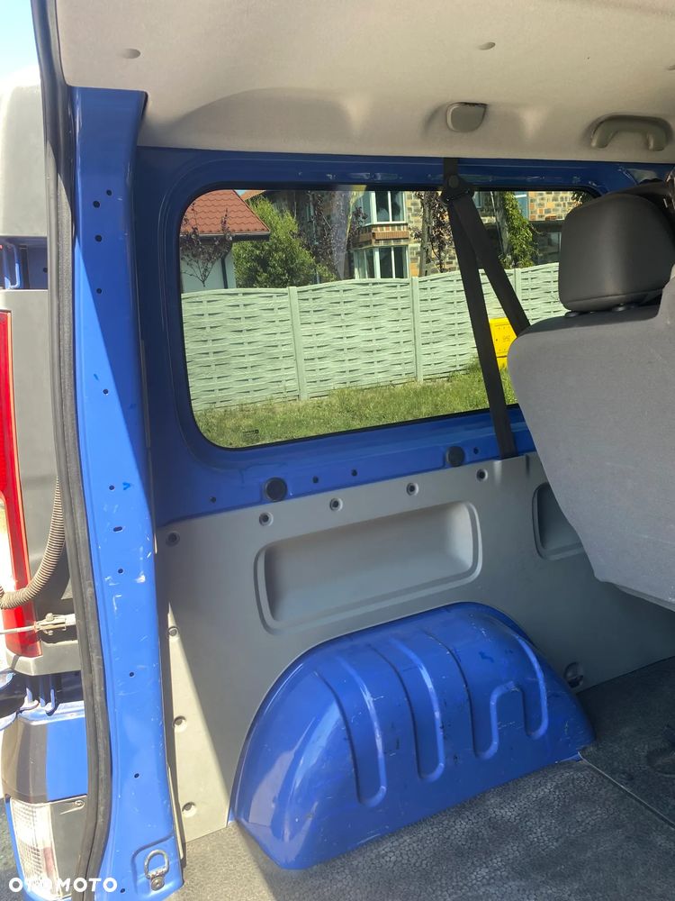 Renault Trafic - 17