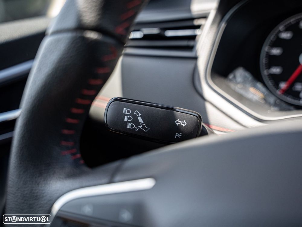 SEAT Ibiza 1.0 TSI FR - 35