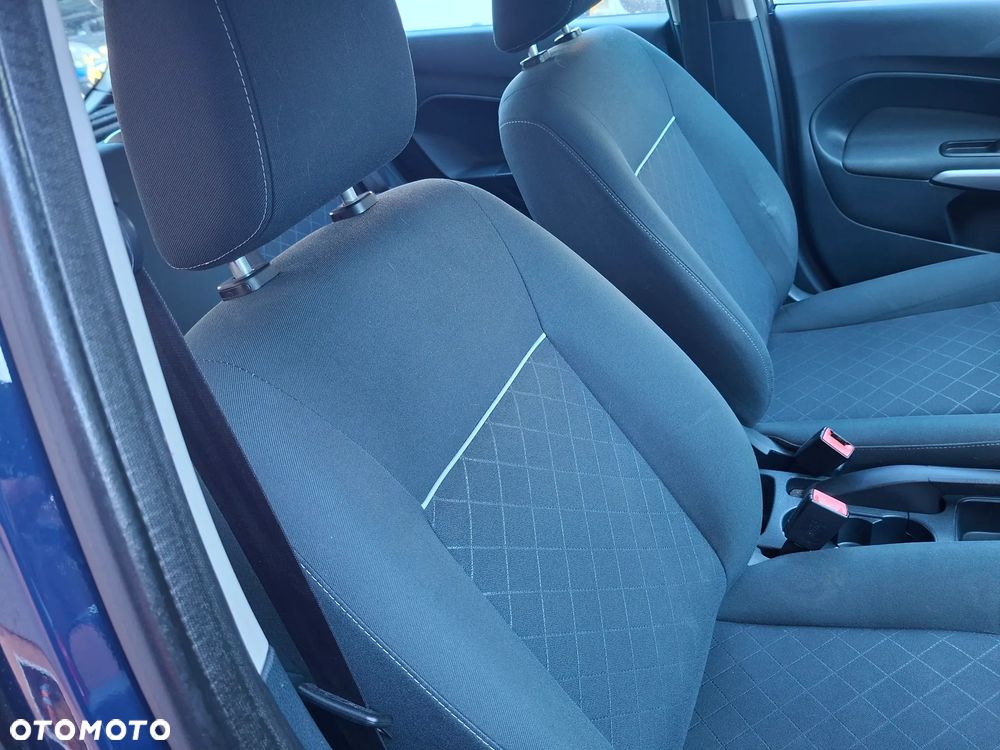 Ford Fiesta - 26