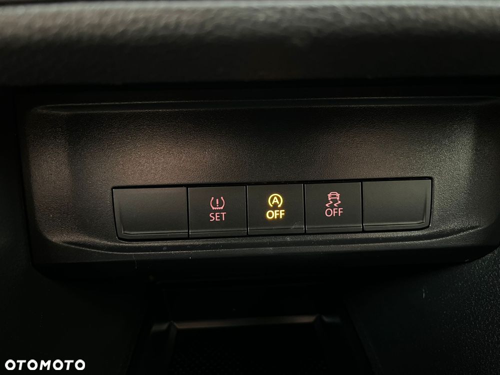 Volkswagen Caddy Maxi - 10