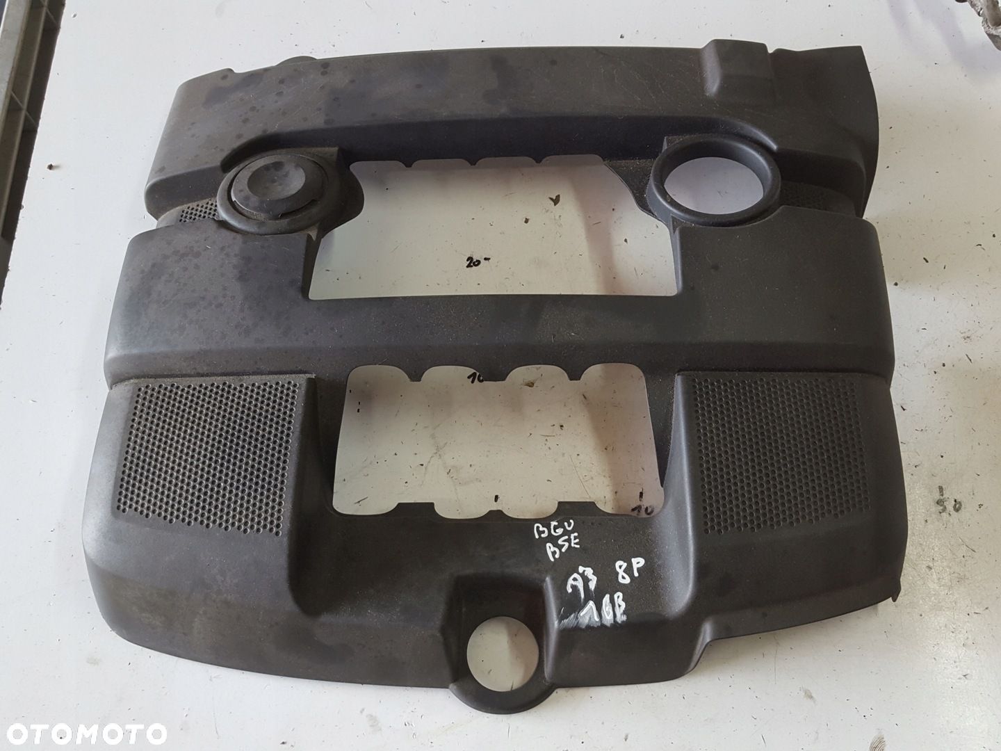 AUDI A3 8P 04-12r 1.6 8V MPI BSE BGU OSŁONA SILNIKA GÓRNA - 1