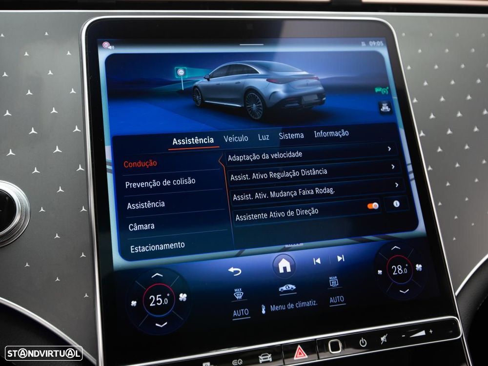 Mercedes-Benz EQE 300 Edition Electric Art - 37