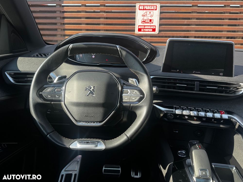 Peugeot 3008 1.2 PureTech 130 EAT8 GT - 15