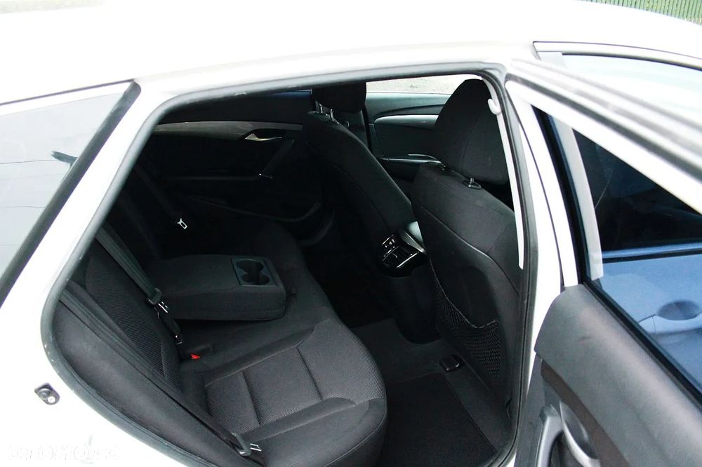 Hyundai i40 - 19