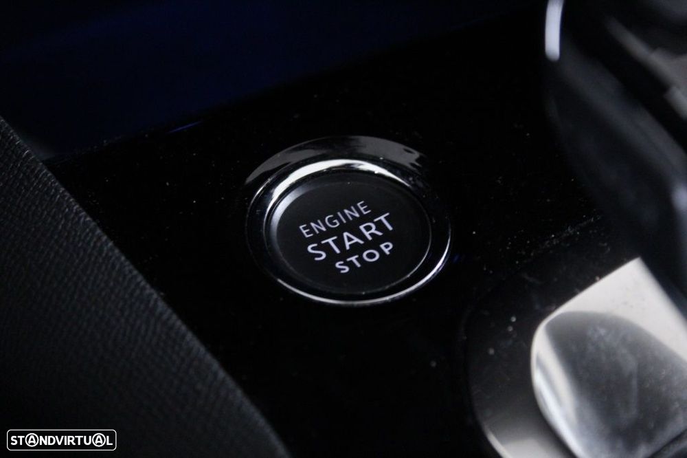 Peugeot 3008 1.5 BlueHDi GT EAT8 - 31