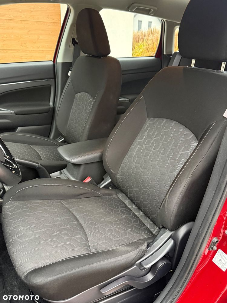 Mitsubishi ASX 2.0 2WD Plus - 19