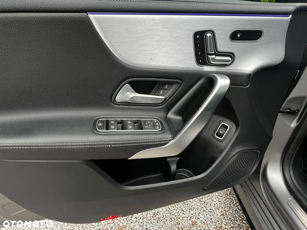 Mercedes-Benz Klasa A AMG 35 4Matic AMG Speedshift DCT 7G - 16