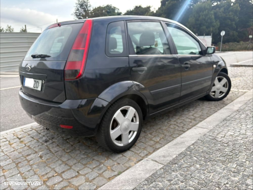 Ford Fiesta 1.25 X-Trend - 2