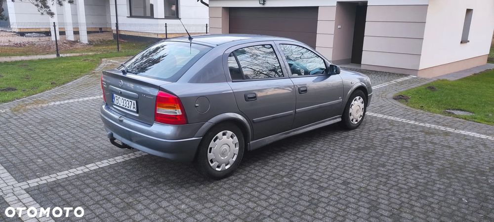 Opel Astra 1.4 Essentia - 5