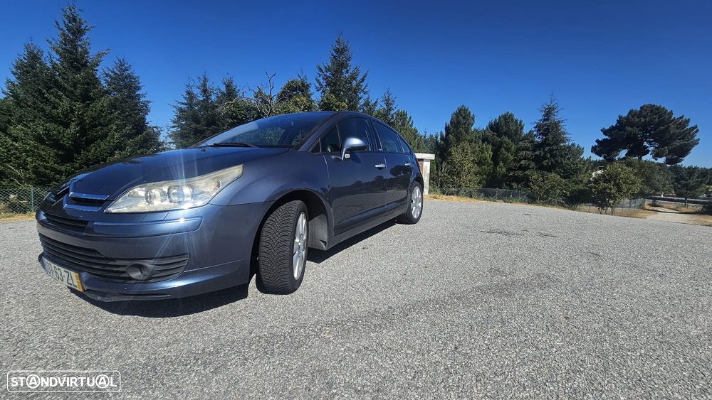 Citroën C4 1.6 HDi 110 Exclusive - 1