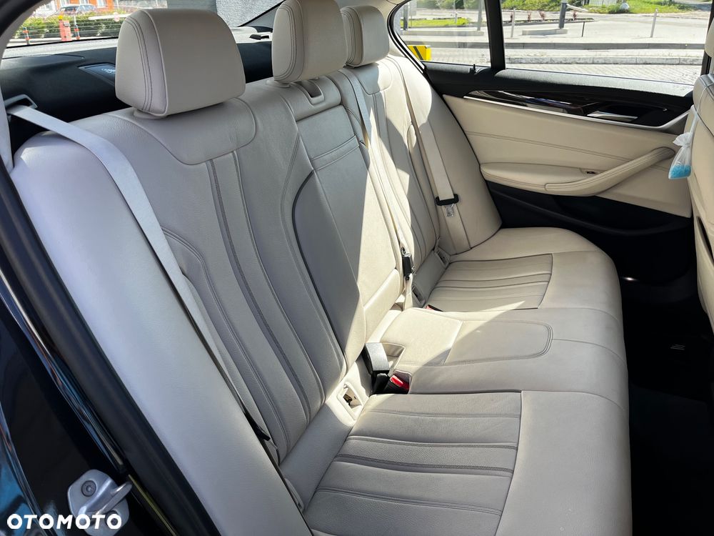 BMW Seria 5 - 38