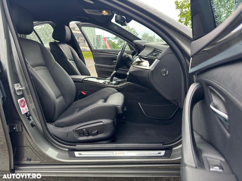 BMW Seria 5 520d Aut. Luxury Line - 36