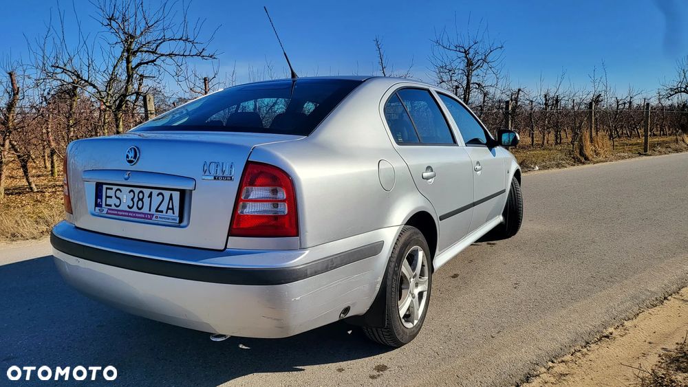 Skoda Octavia 1.6 Tour Classic - 4